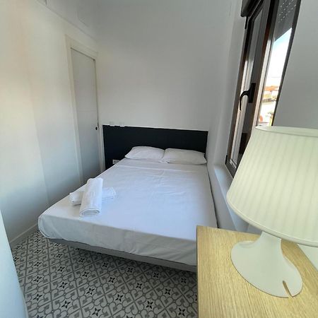 Atocha Habitaciones مدريد المظهر الخارجي الصورة