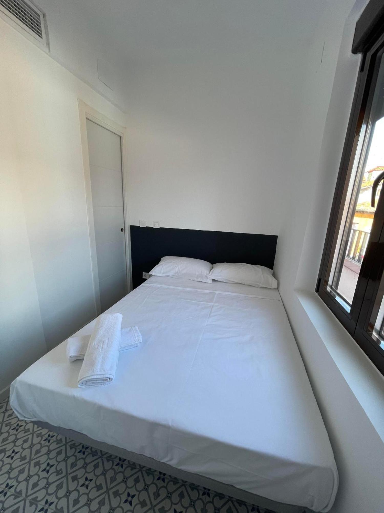 Atocha Habitaciones مدريد المظهر الخارجي الصورة